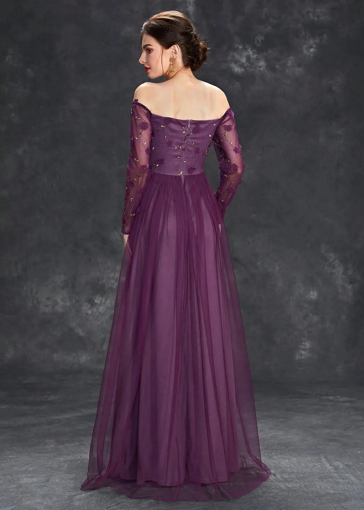 Robe de bal manche longue violette