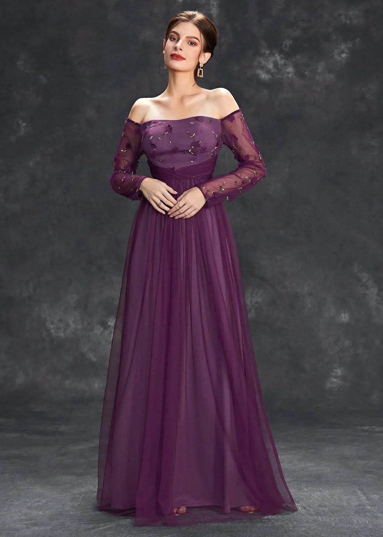 Robe de bal manche longue violette
