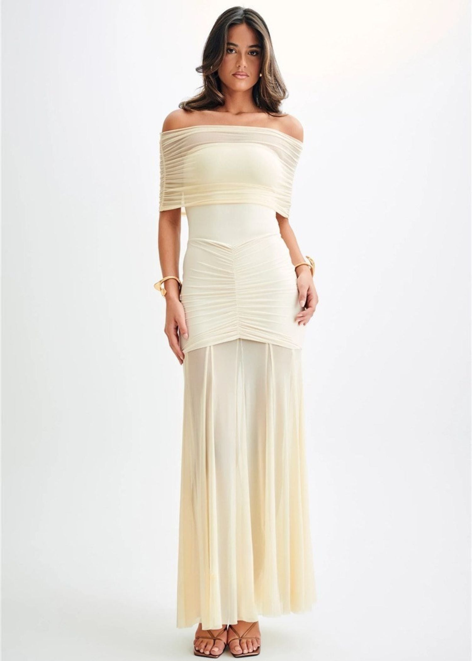 Robe de soirée col bardot