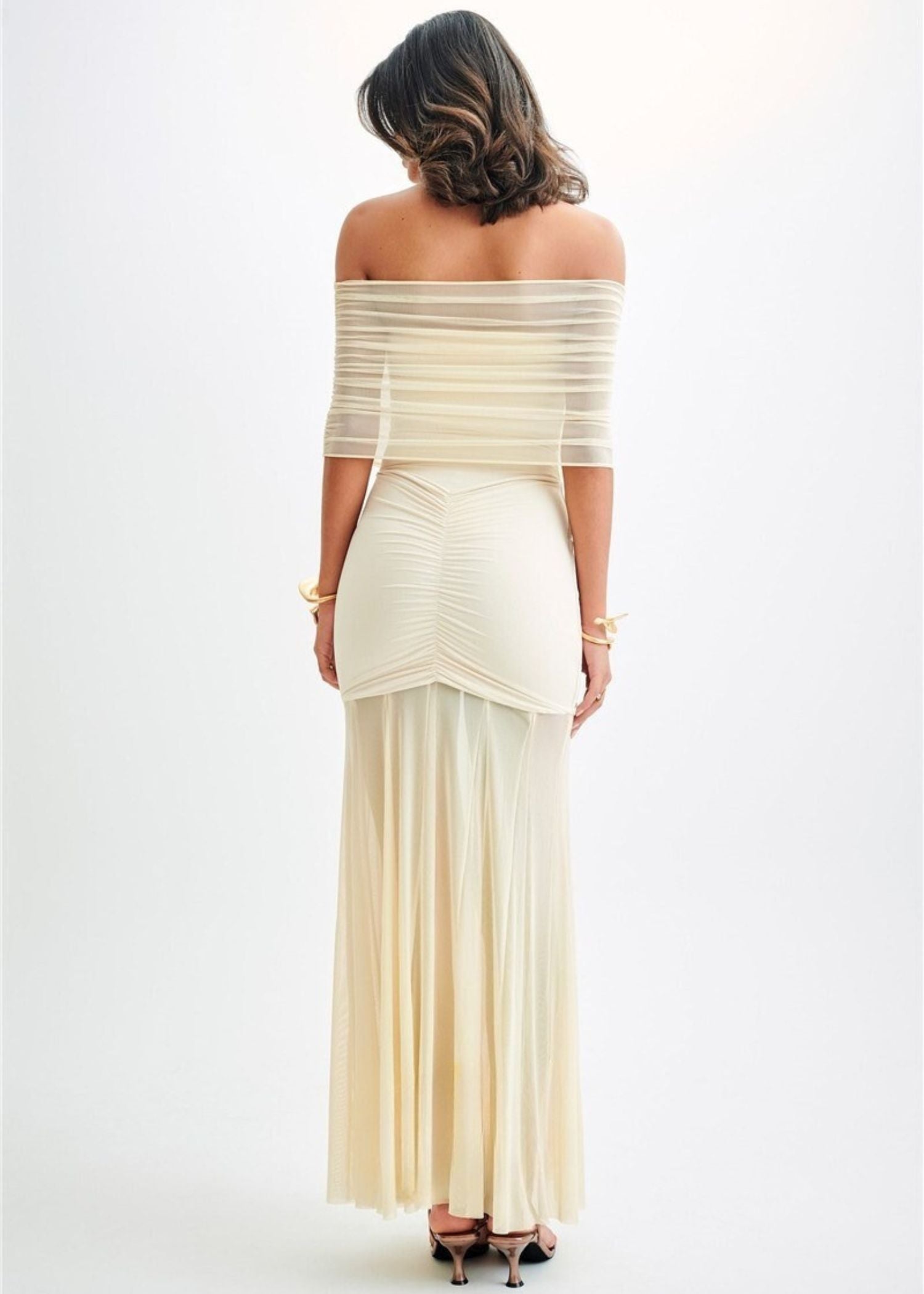 Robe de soirée col bardot