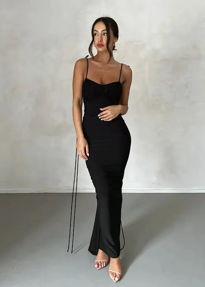 Robe dos nu plongeant-Robe Parfaite