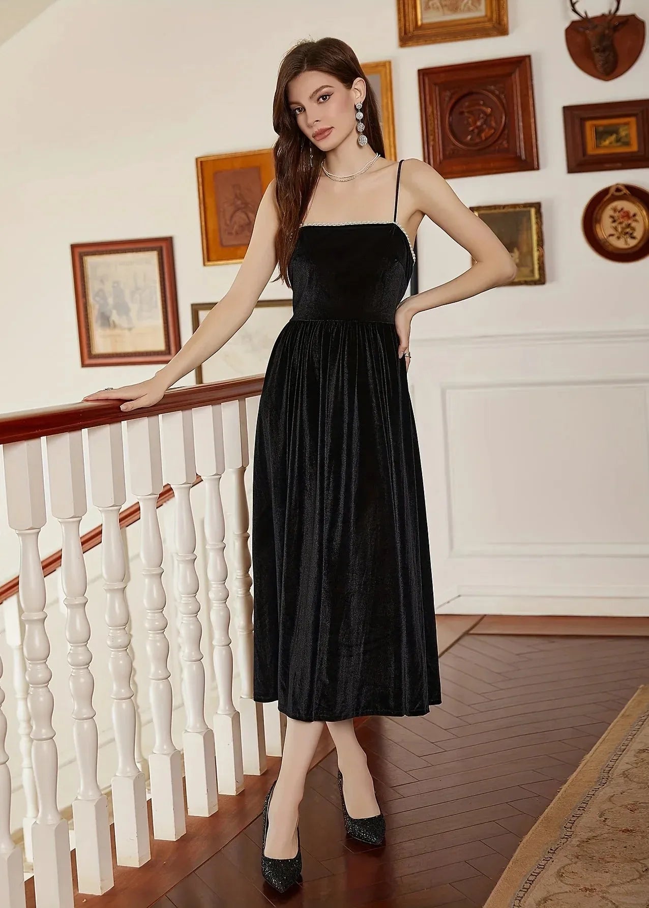 Robe en velour noire