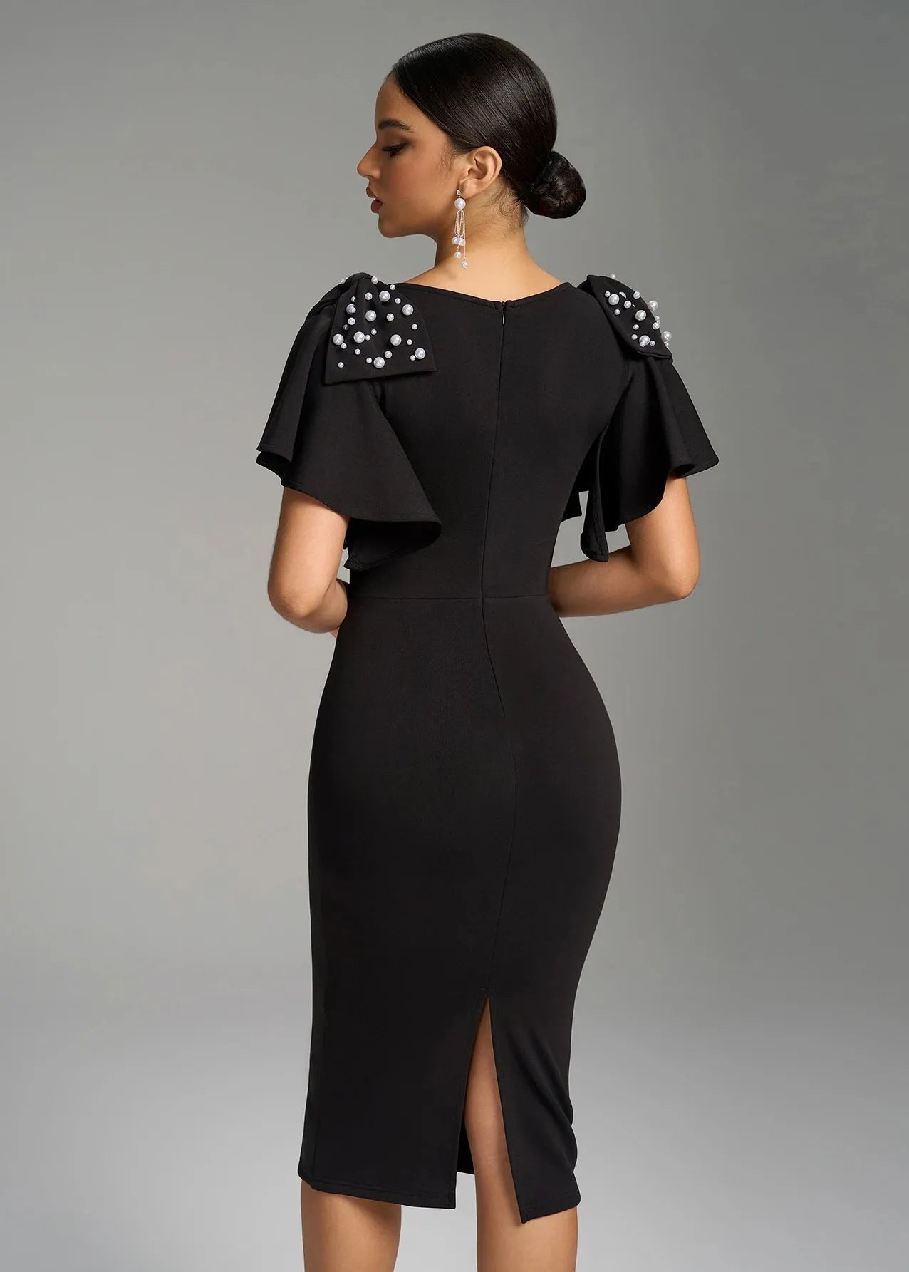 Robe fourreau noire chic