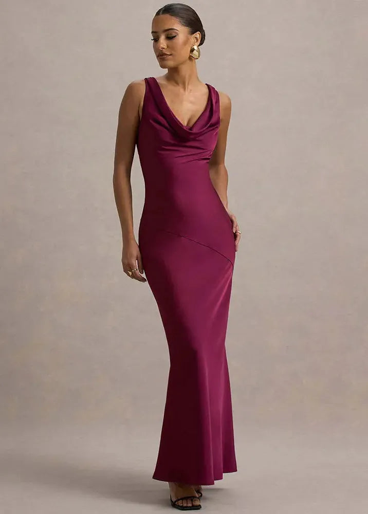 Robe longue col bénitier