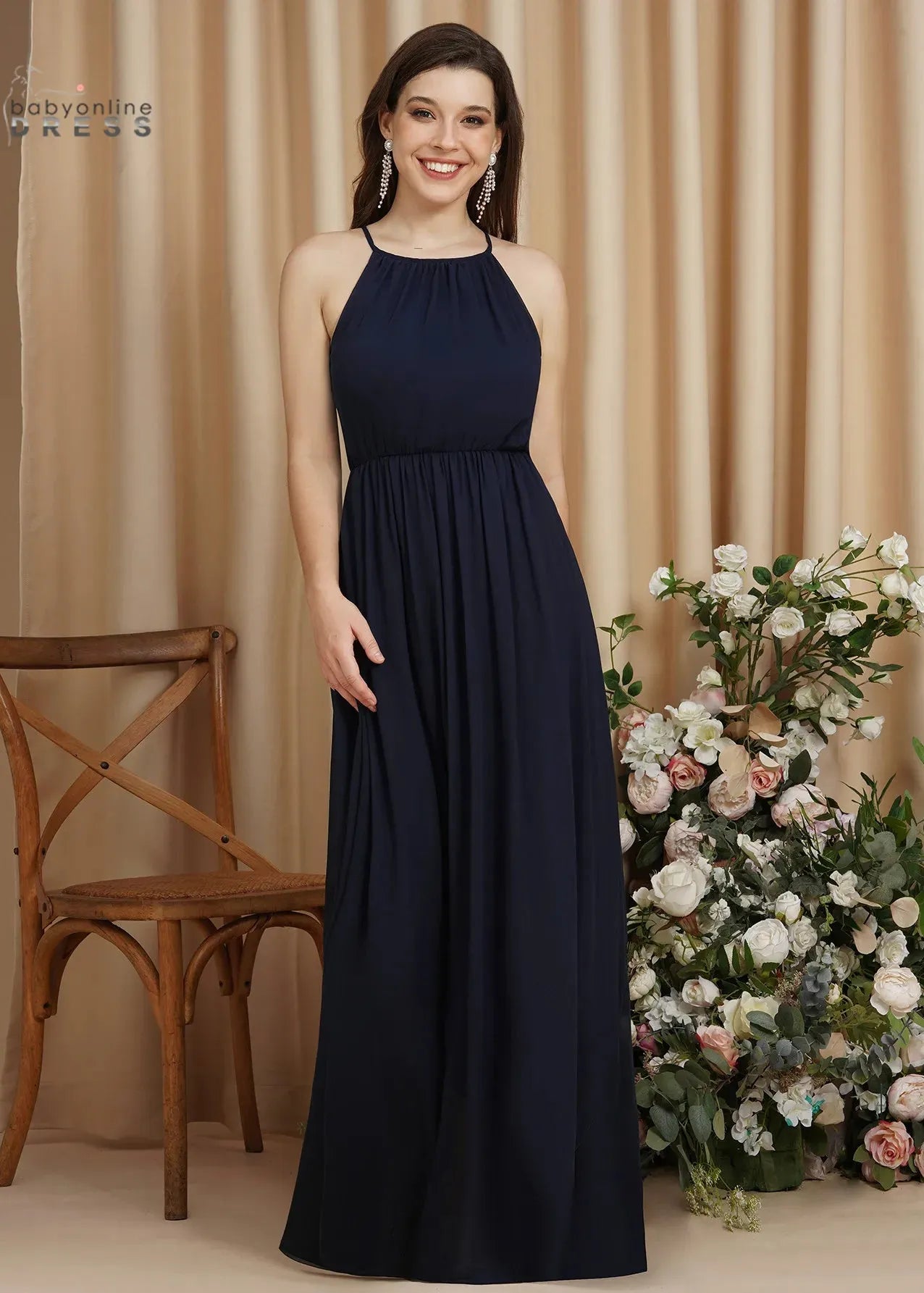 Robe longue encolure américaine