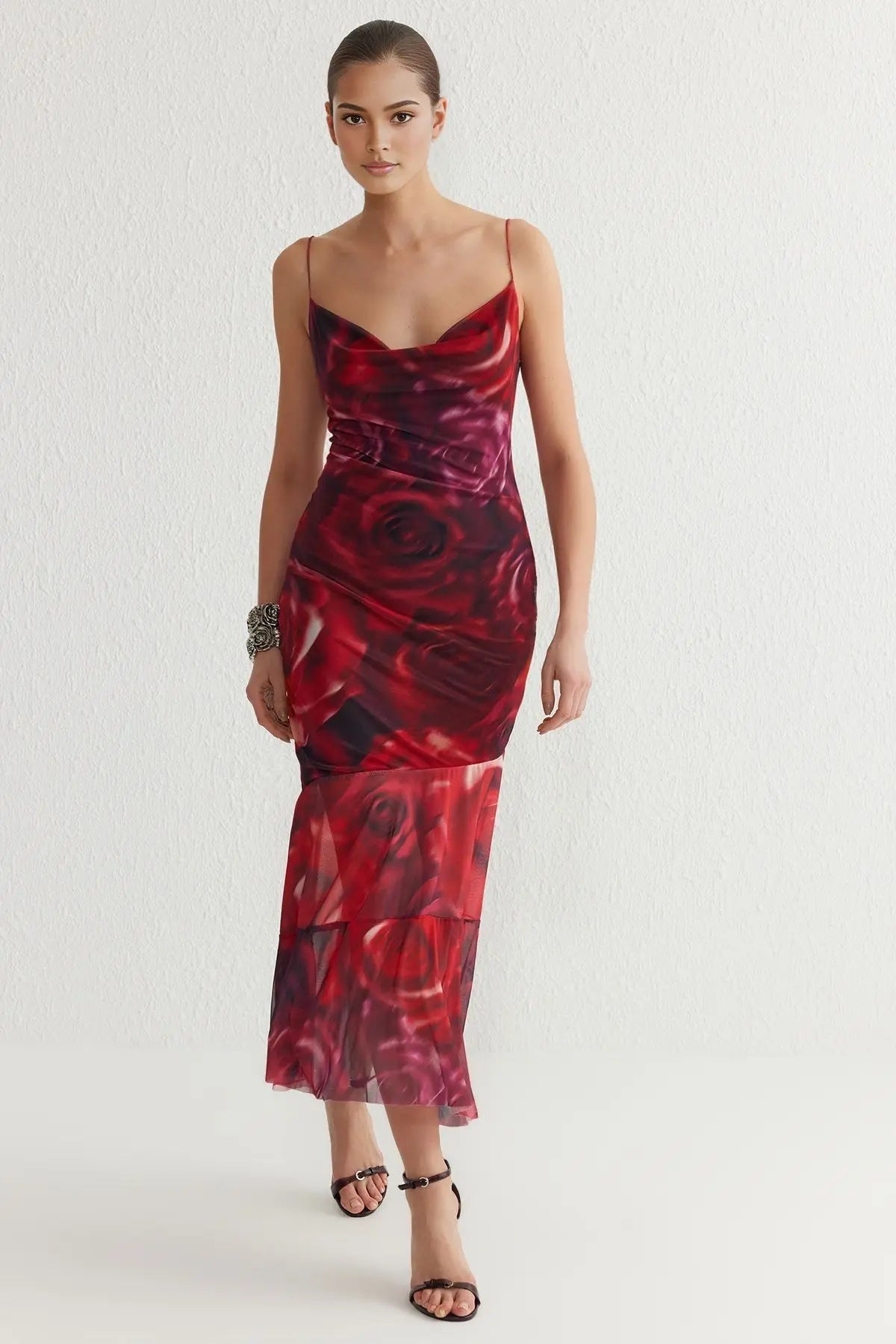 Robe mi longue en mesh motif rose-Robe Parfaite