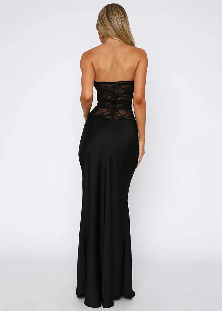 Robe noire empiècement dentelle