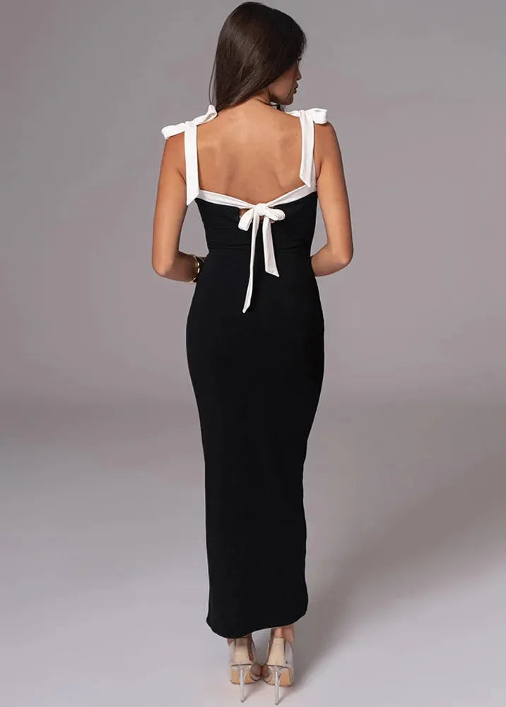 Robe noire longue bretelles nouées