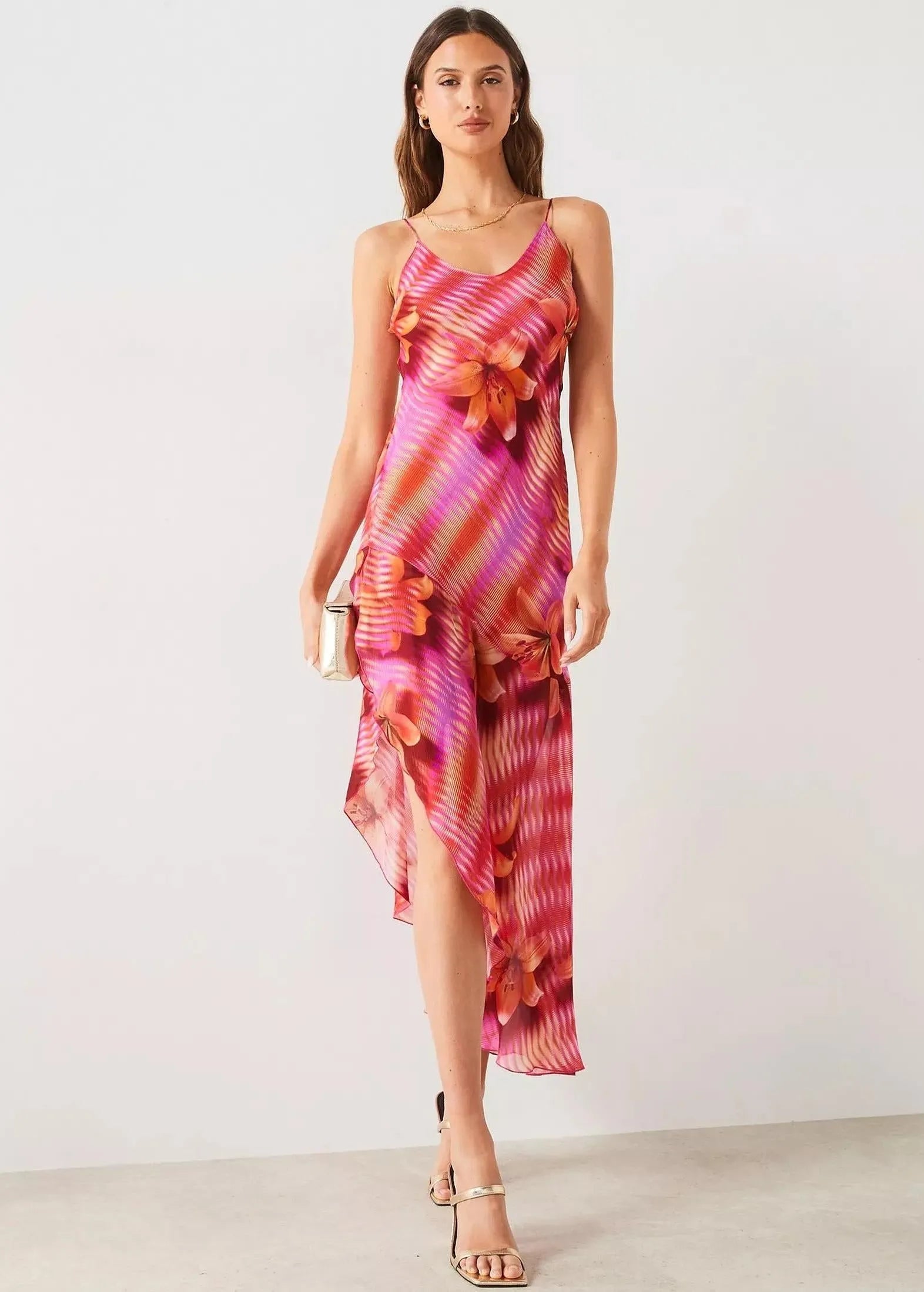 Robe rose imprimée fleurie