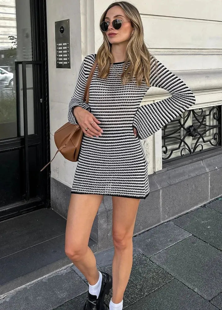 Robe tricotée rayée manches longues