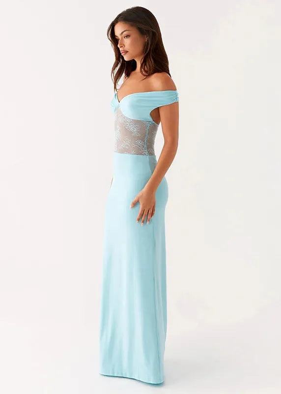 Robe dentelle bleu ciel