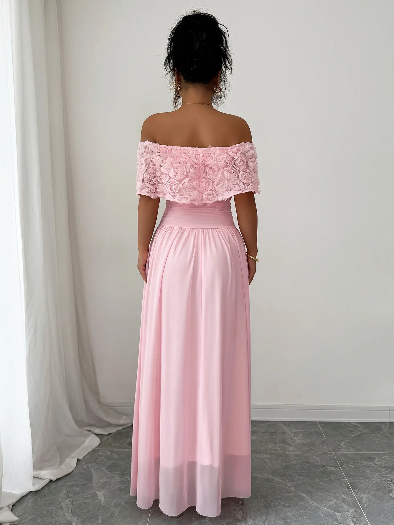 Robe demoiselle d'honneur rose épaules dénudées