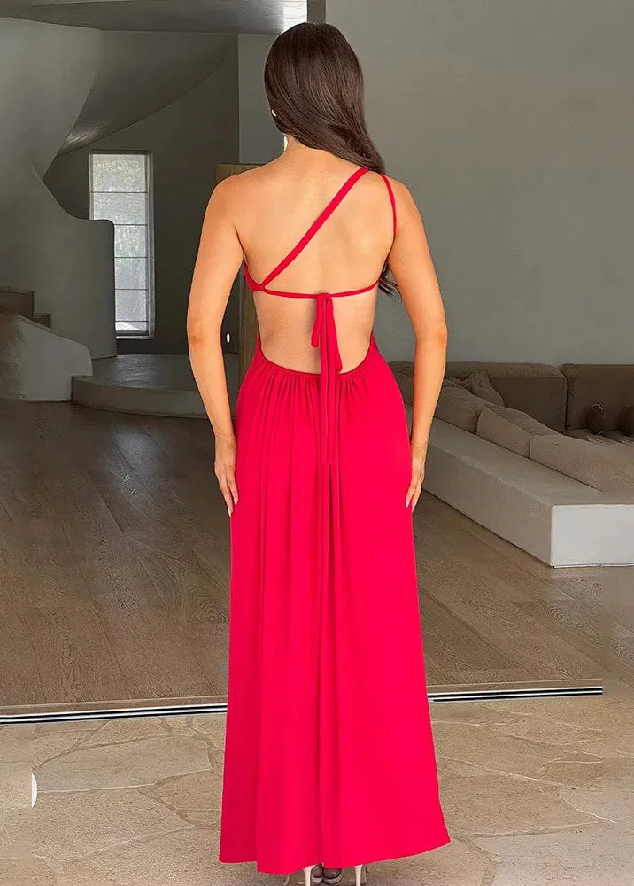 Robe fendue coté