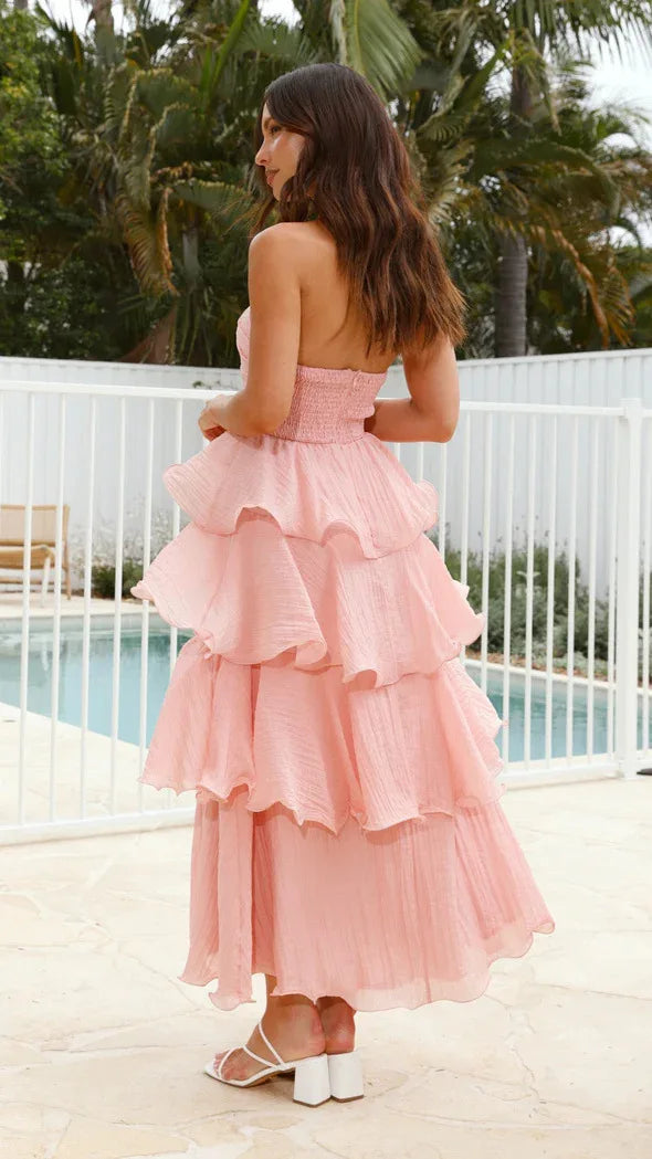 Robe cocktail a volant