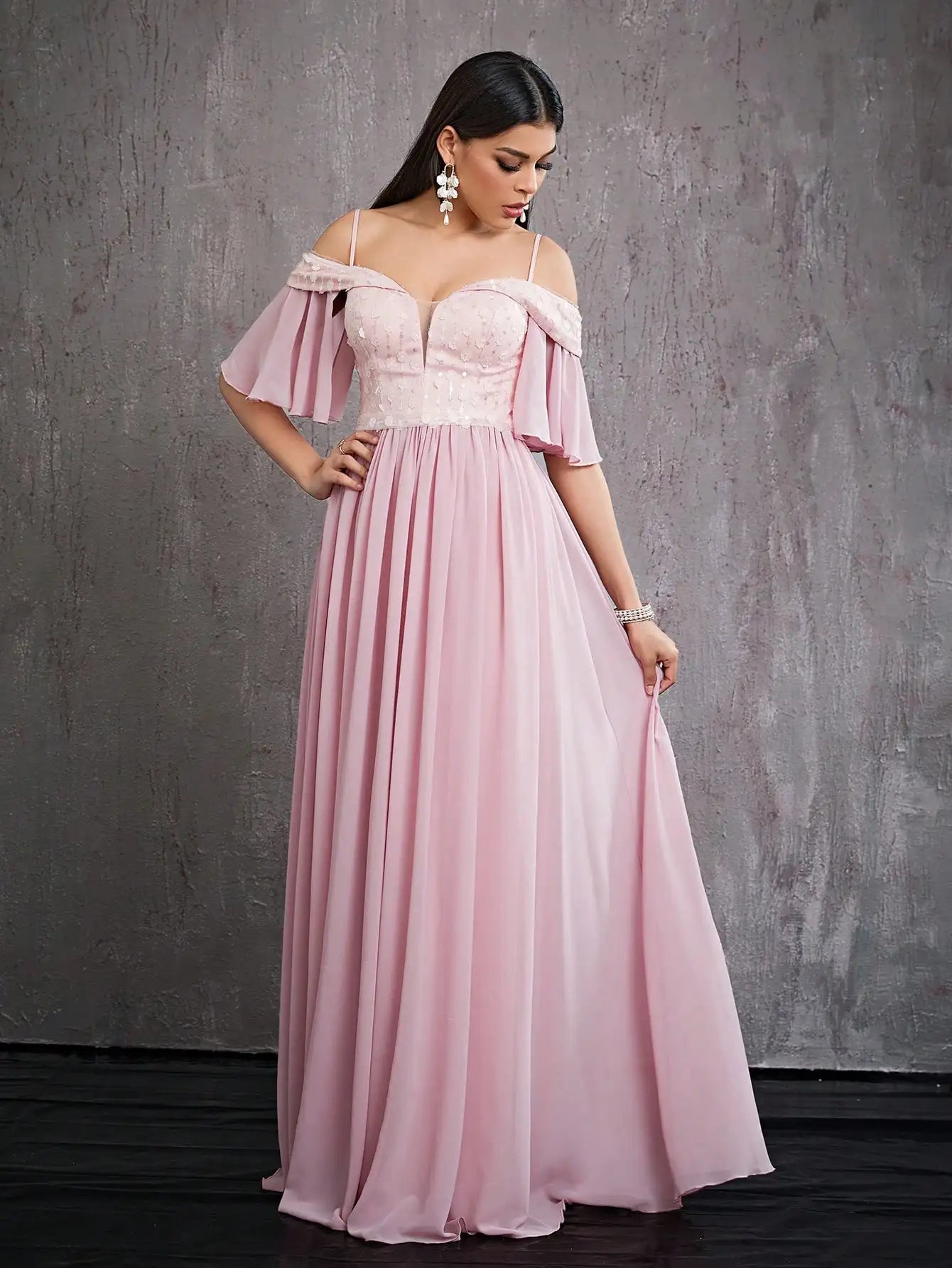 Robe de bal rose poudré mousseline