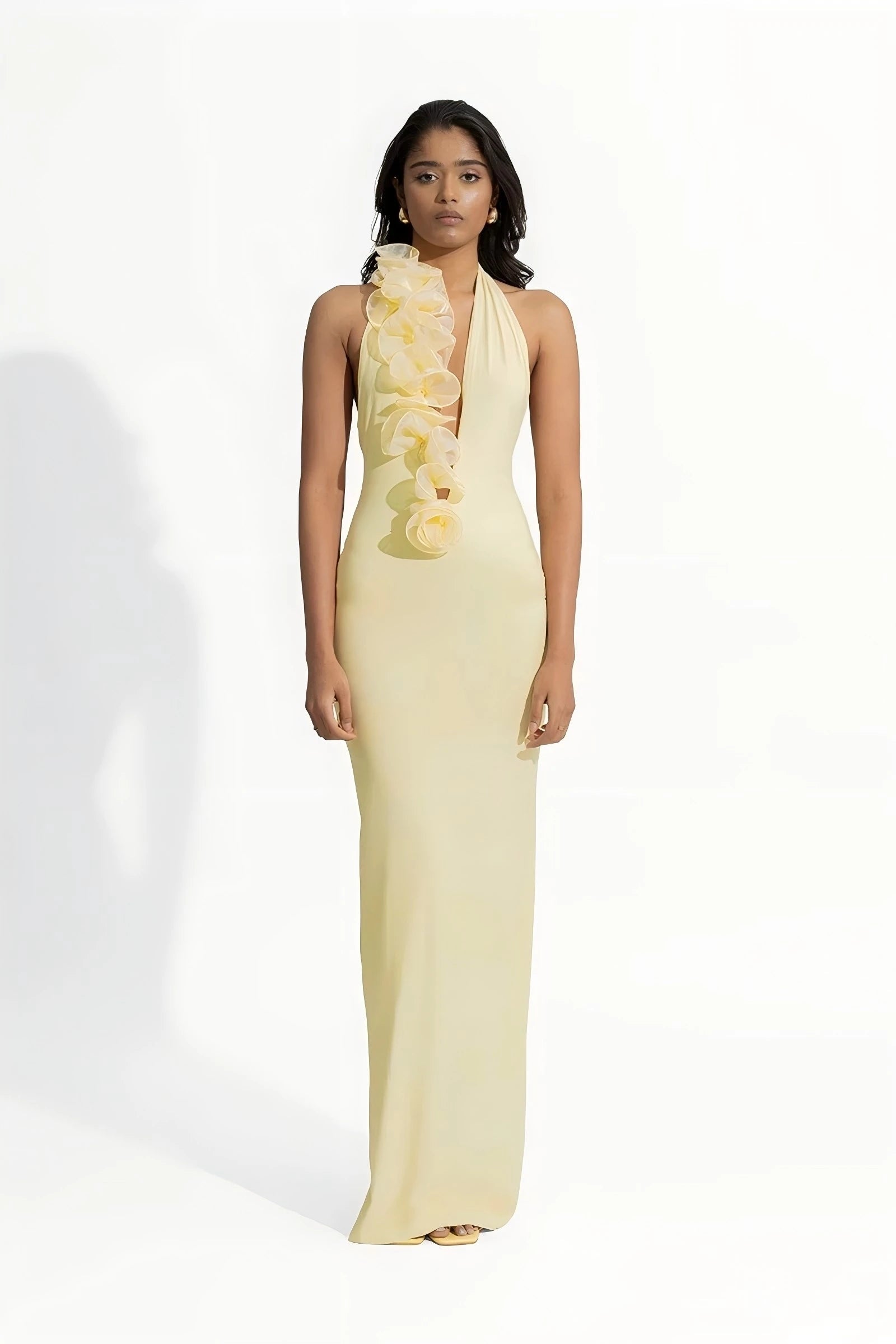 Robe jaune volant