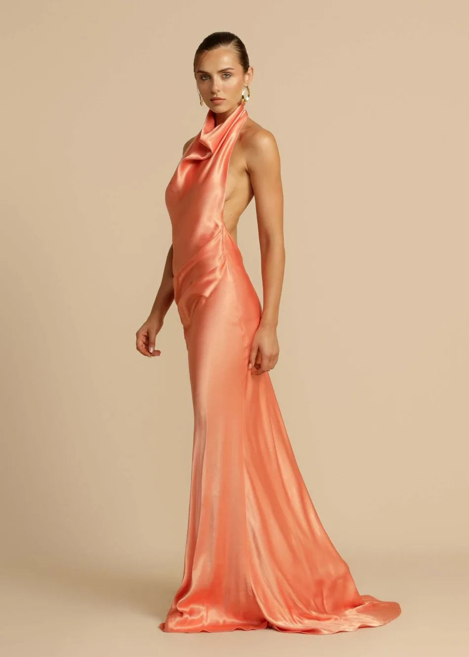 Robe de soirée saumon corail