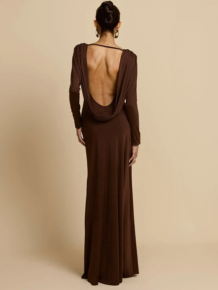 Robe longue marron dos nu
