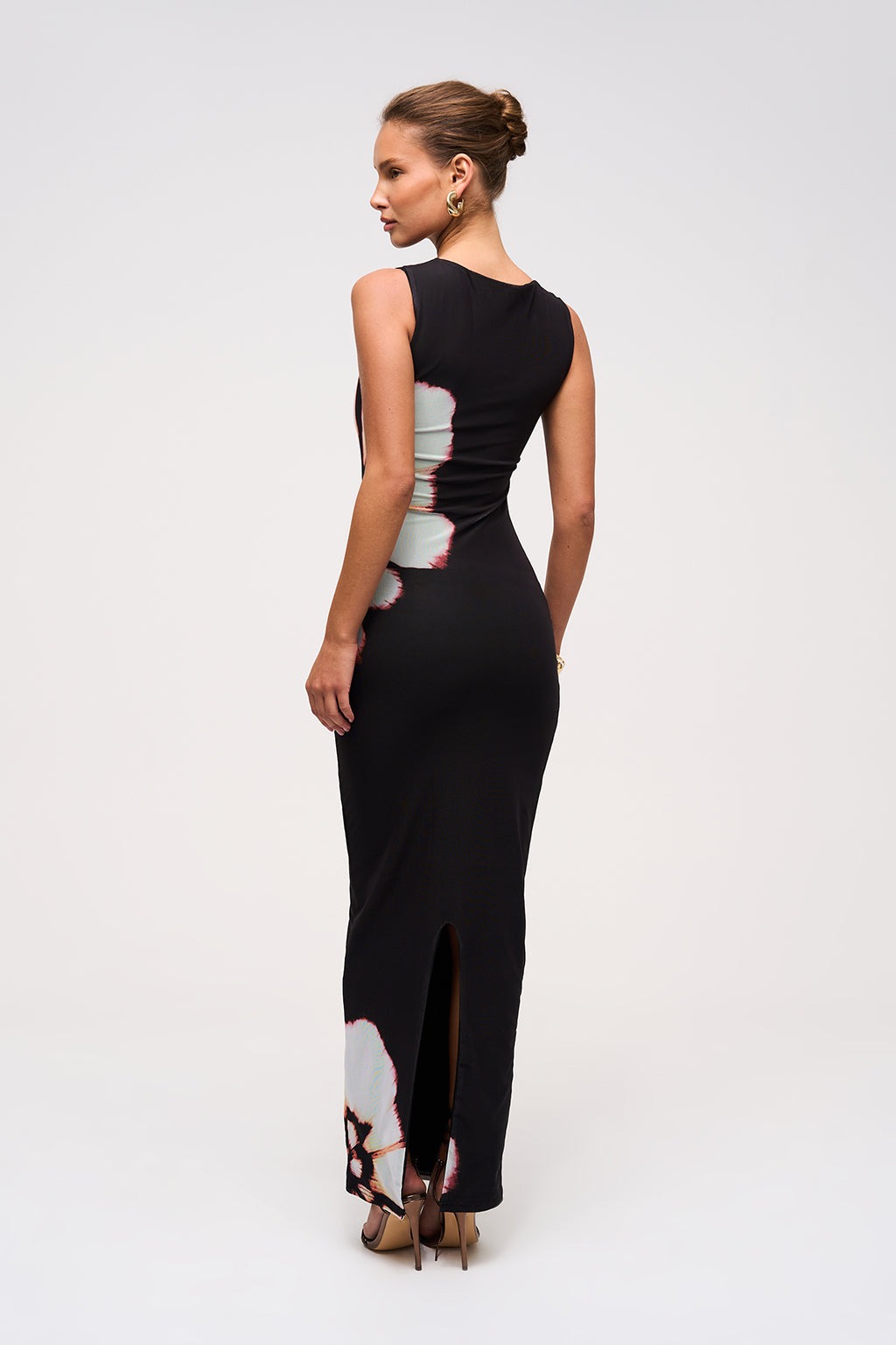 Robe longue cut-out