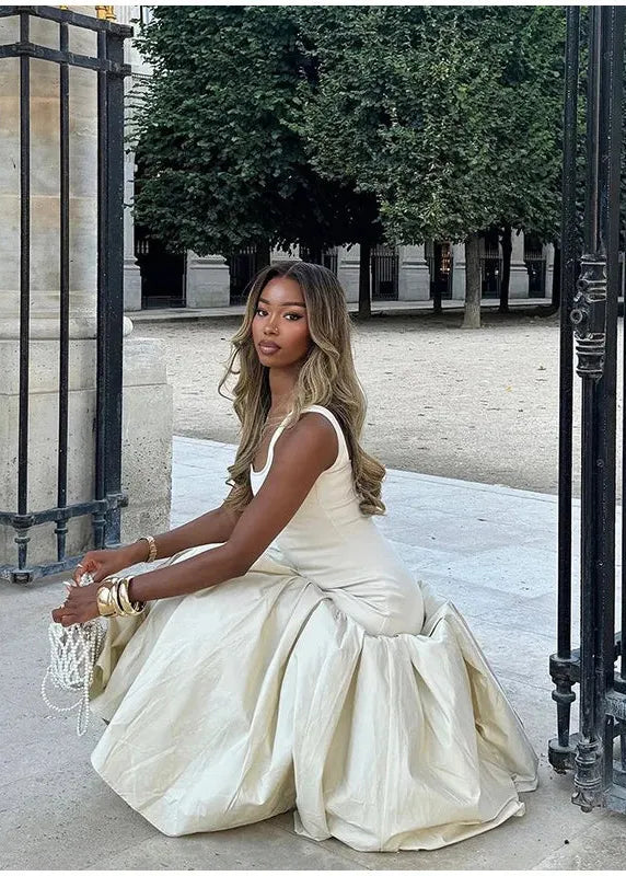 Robe blanche plissée