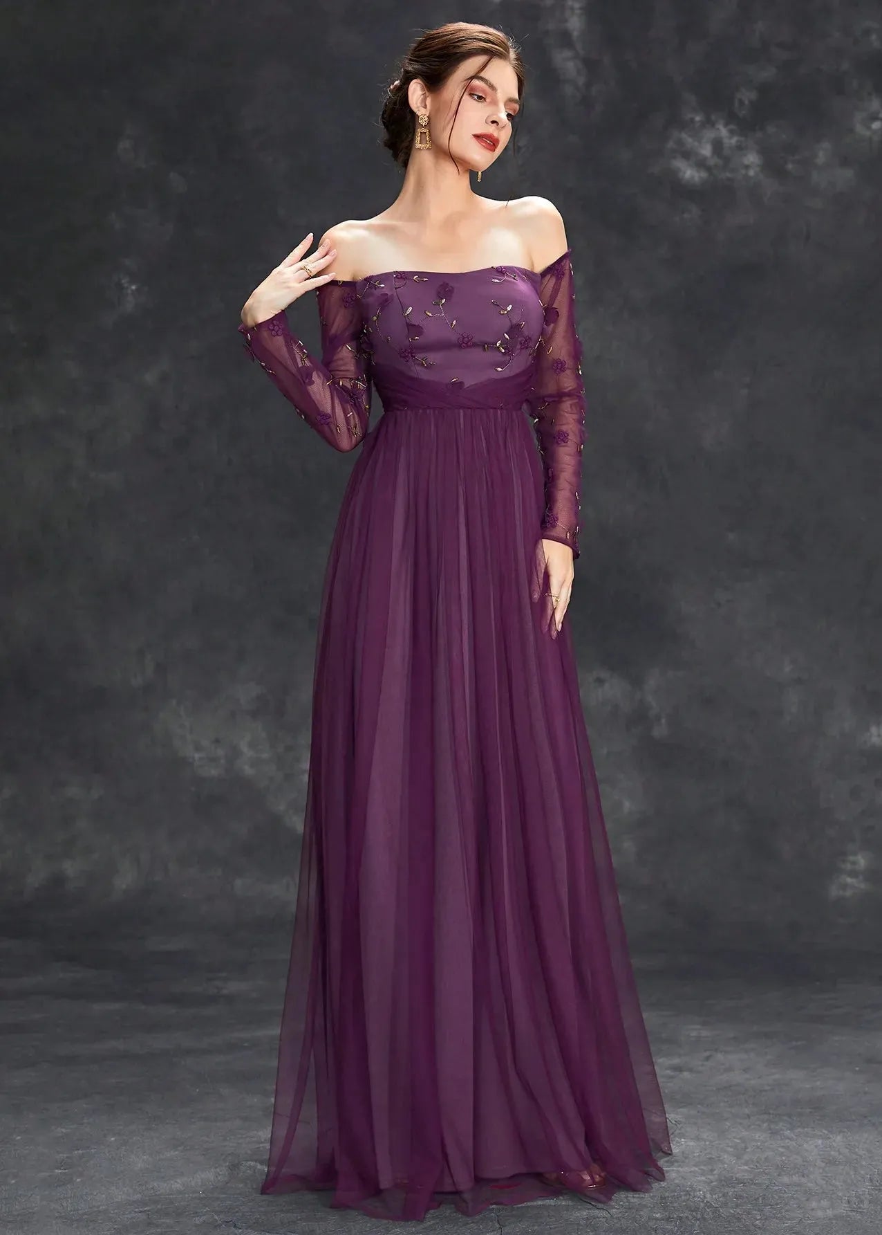 Robe de bal manche longue violette