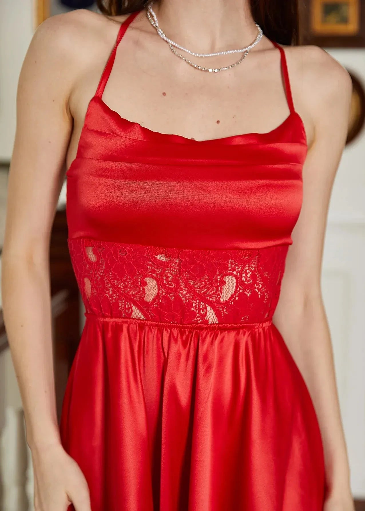 Robe patineuse rouge dentelle