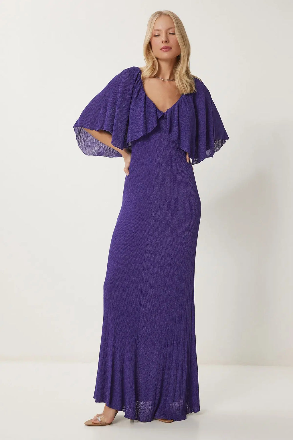 Violet Mantle Robe Robe violette longue