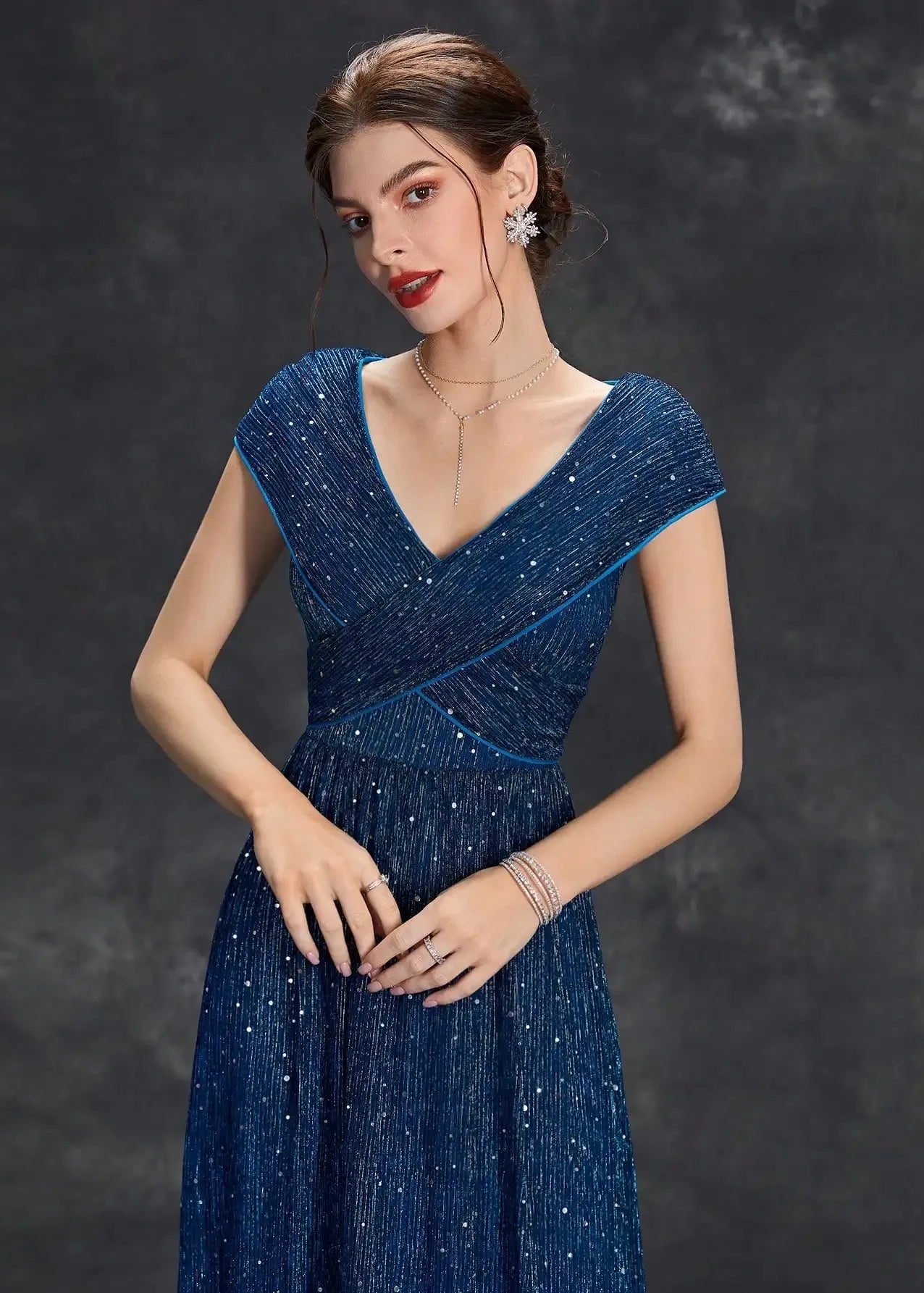 Robe de bal brillante bleue