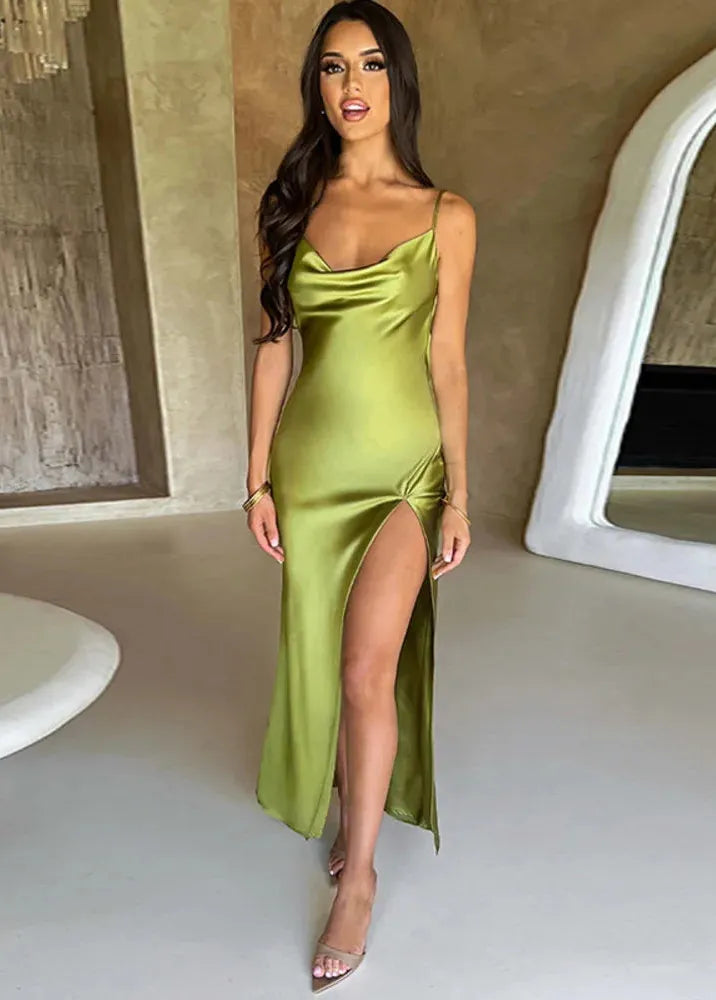 Robe longue fendue satin