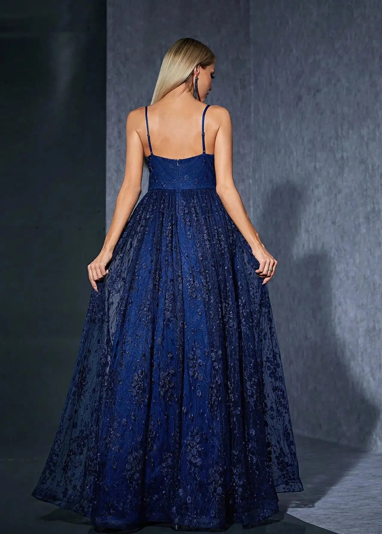 Robe de bal bleu nuit