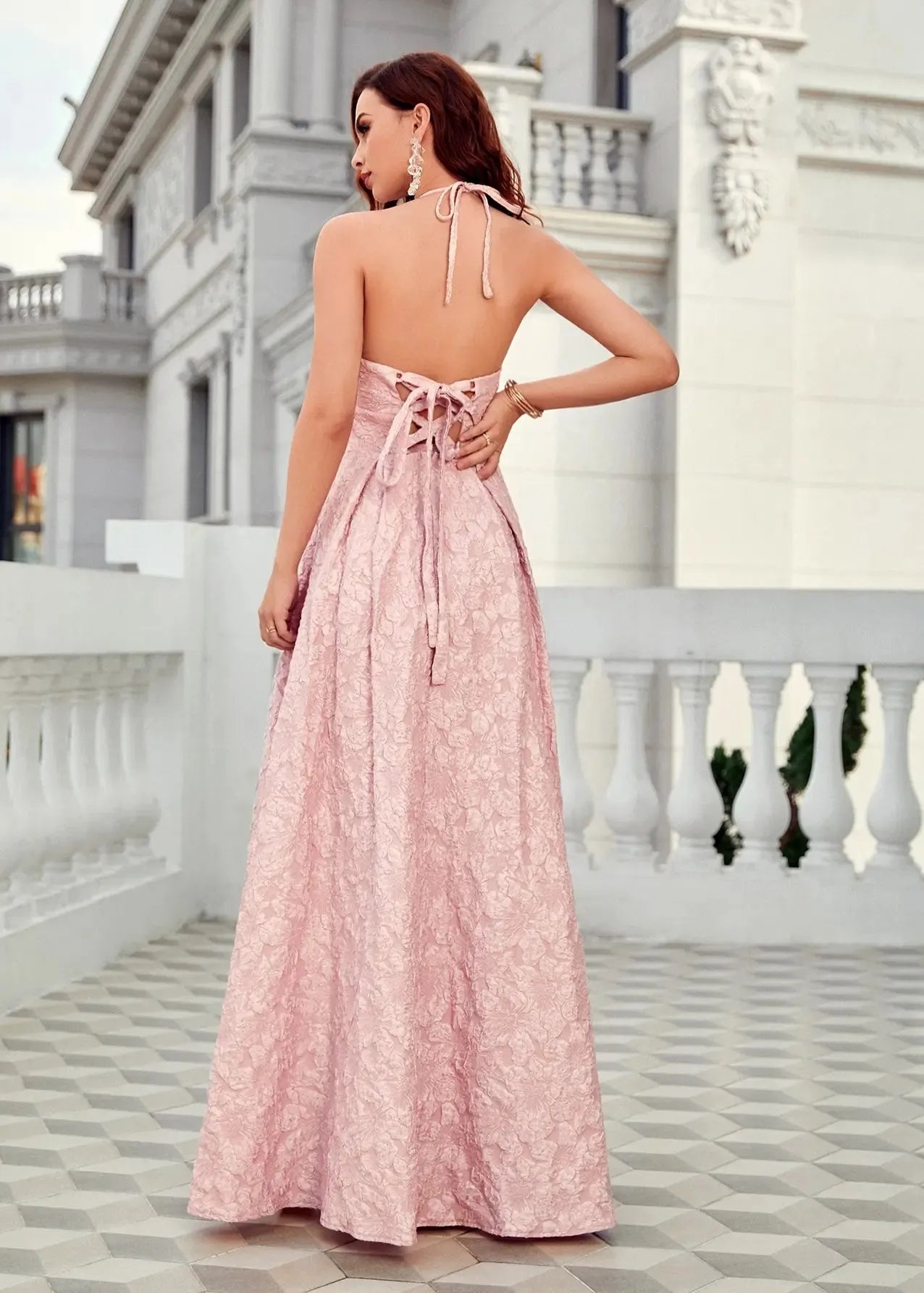 Robe de bal rose poudré