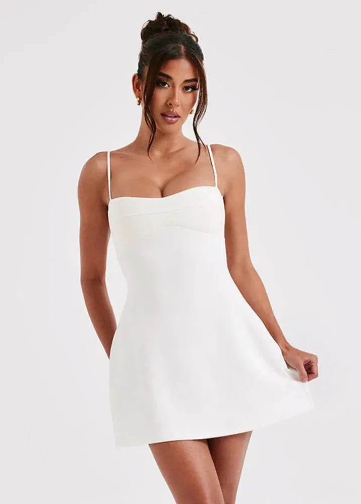 Robe blanche bretelle courte