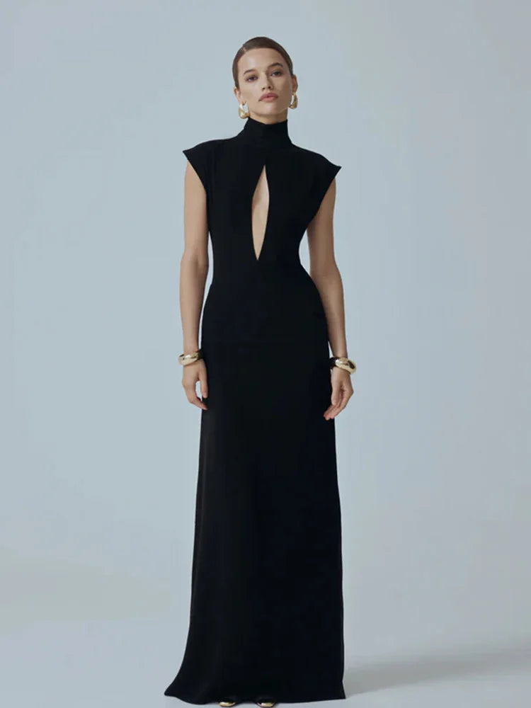 Robe noire dos nu dentelle