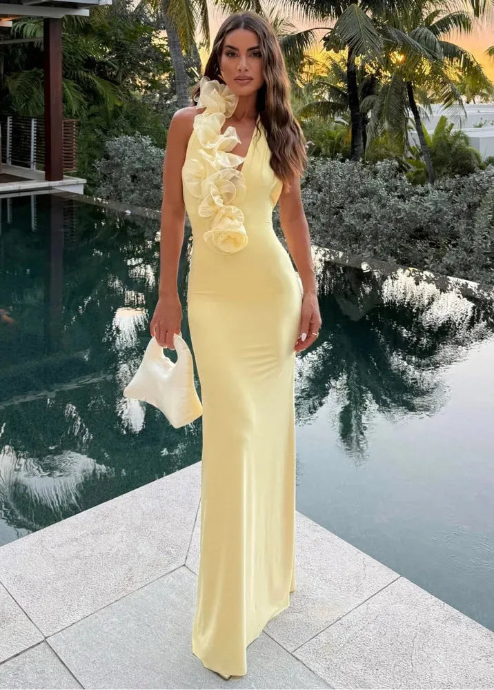 Robe jaune volant