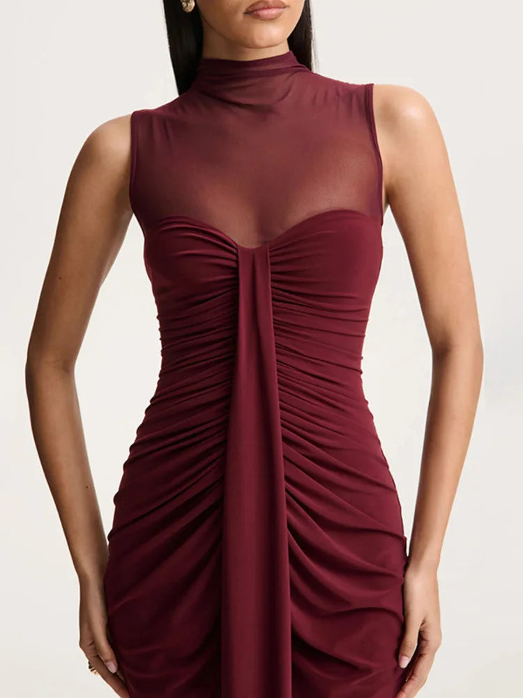 Robe longue drapée sans manche