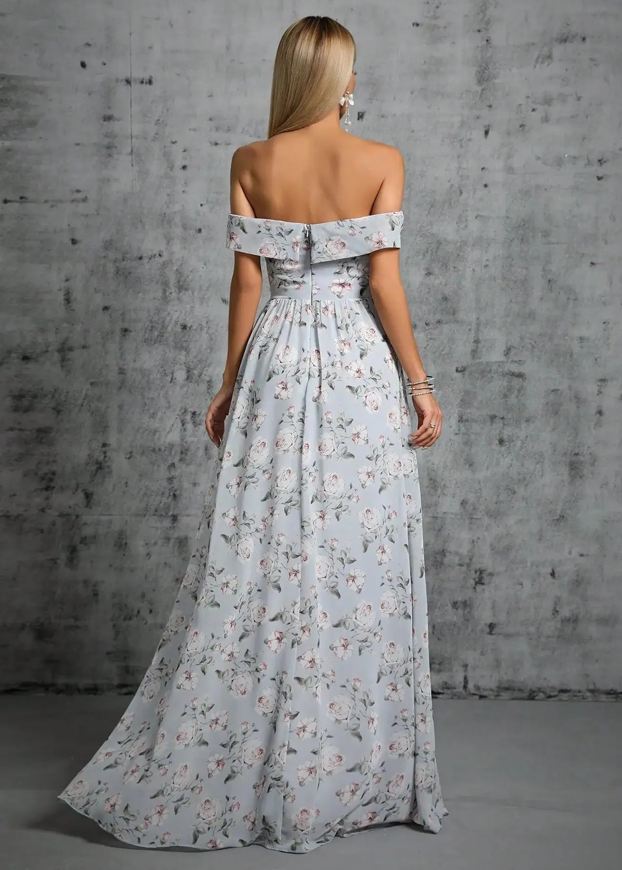 Robe de bal à fleurs épaules dénudées