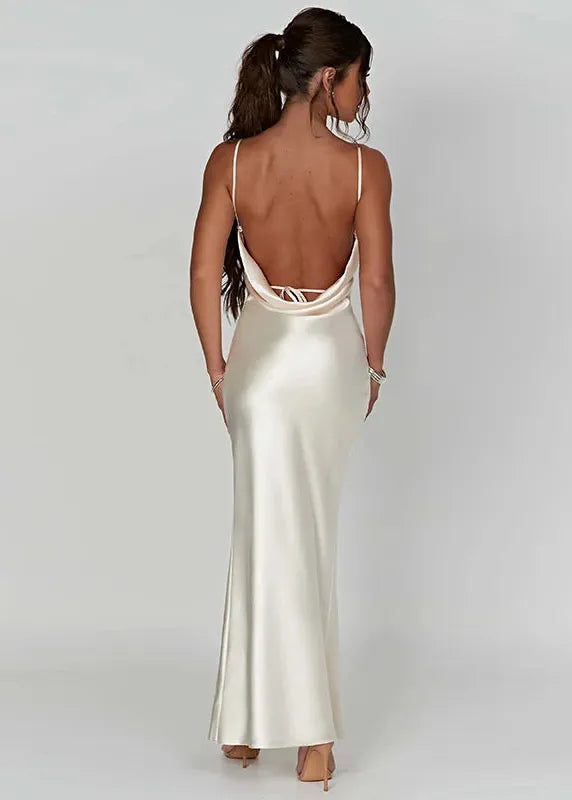 Robe longue fendue satin