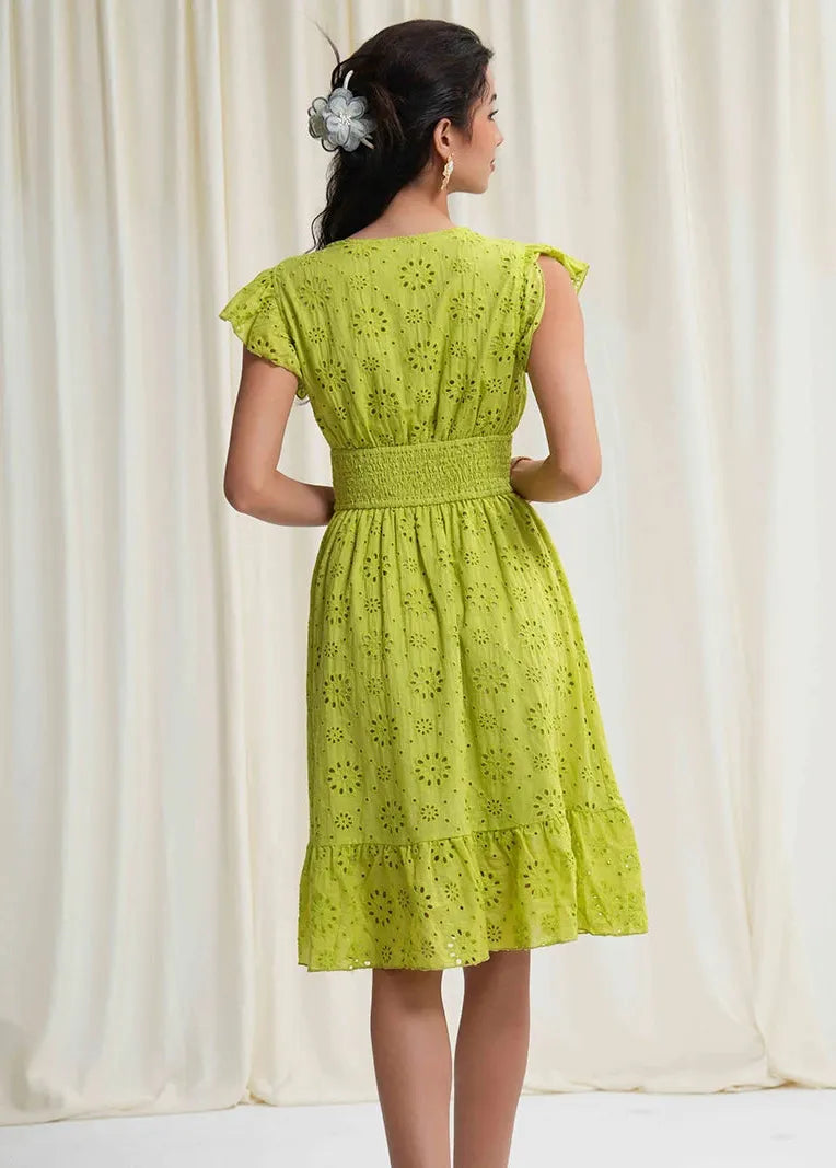 Robe midi broderie anglaise