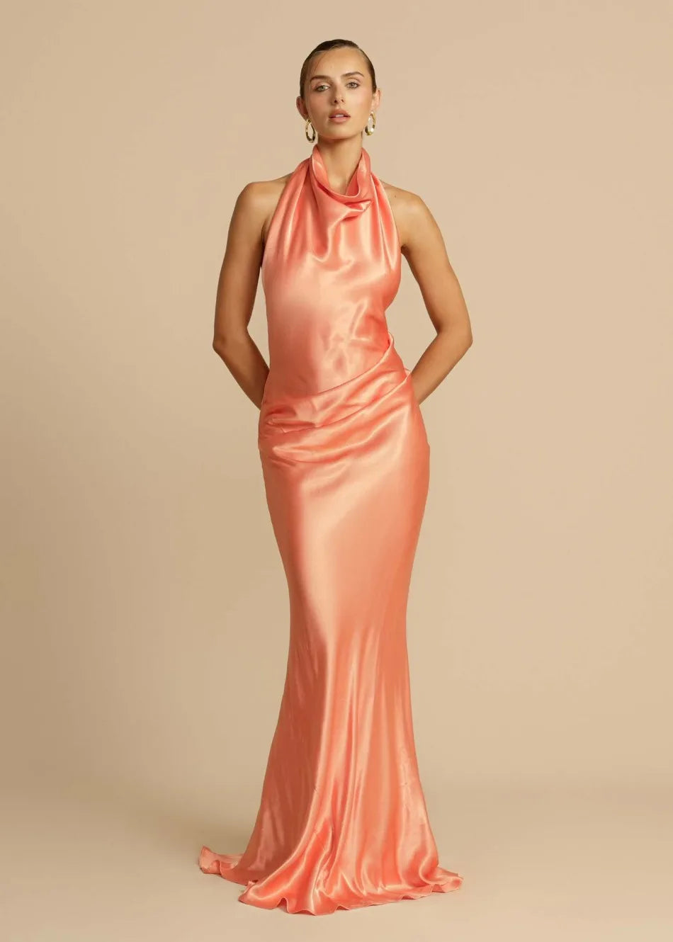 Robe de soirée saumon corail